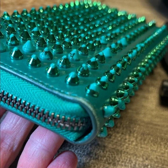 129. Christian Louboutin Green Zippy long wallet w/CoA - Picture 9 of 14